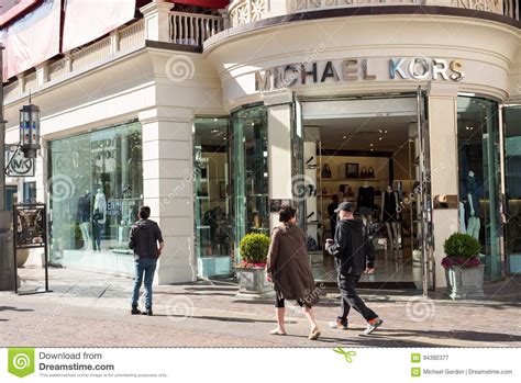 sean o'reilly michael kors|VP, Global Retail and Digital Applications at Michael Kors.